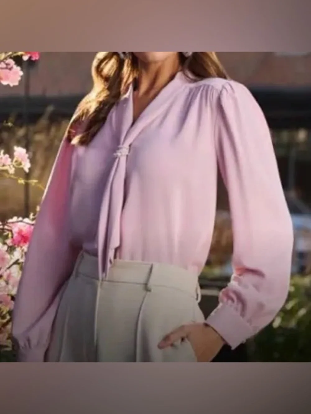 Adrianna Papell Tie Neck Blouse Lavender Beach Long Sleeve NWT XS Career